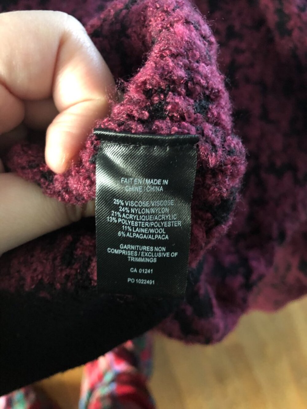 Simons Men's Sweater - Picture 2 of 7